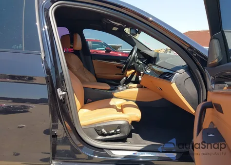 2019 BMW M550Xi from USA, damaged, VIN WBAJB9C55KB289262